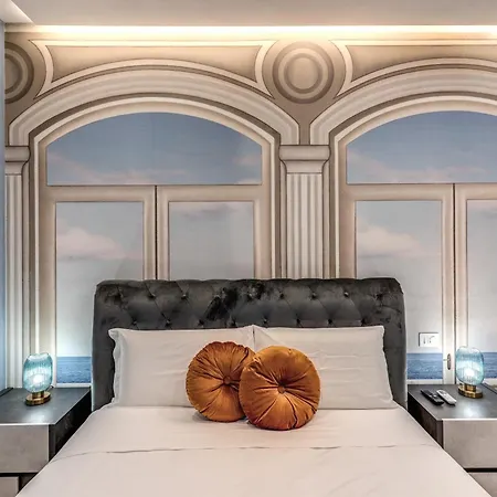 Sanità Naples Central Grand Apartment for 10 Guest-3
